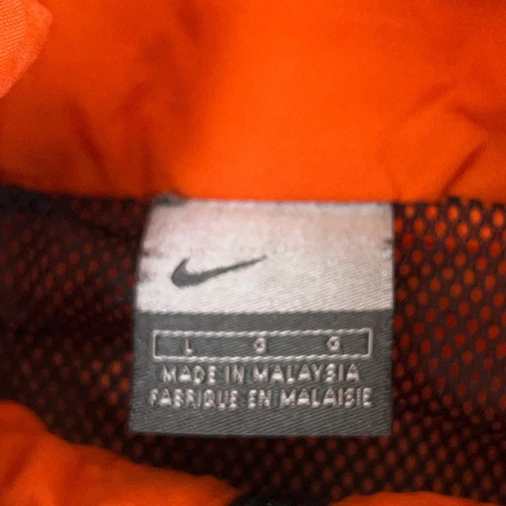 Nike windbreaker jacket